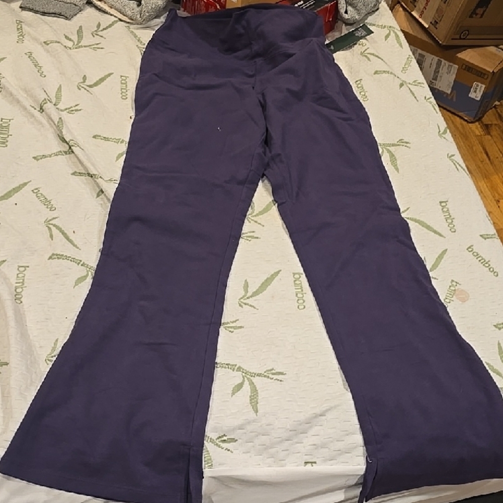 ❤️5/$25 New Stretchy Purple Blue Flared Pants